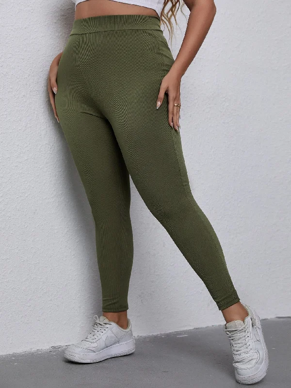 Plain Cropped Plus Size Leggings